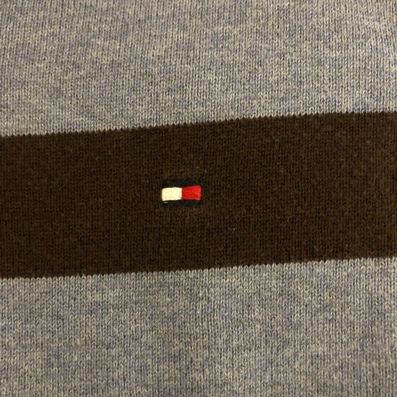 Tommy Hilfiger 100% cotton preppy sweater - Picture 3 of 5